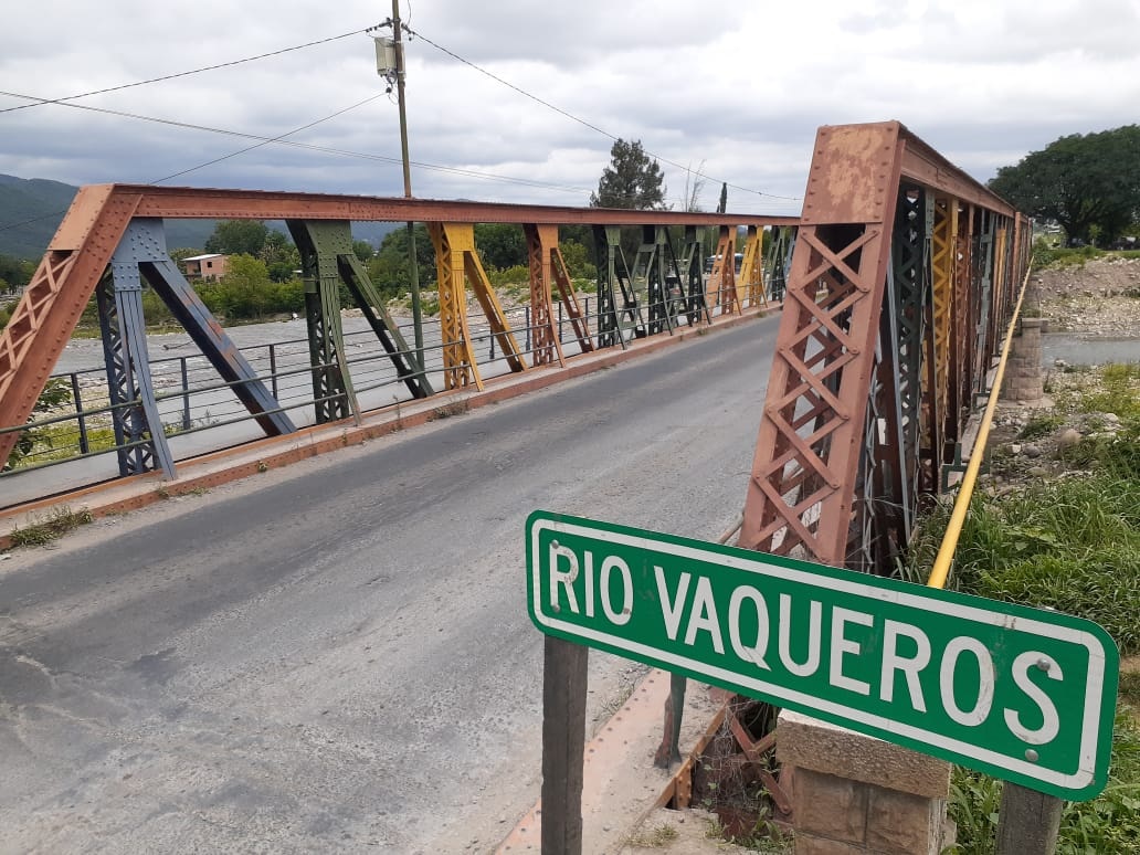 Infraestructura vial en Salta: Sáenz habilita el nuevo puente sobre el río Vaqueros